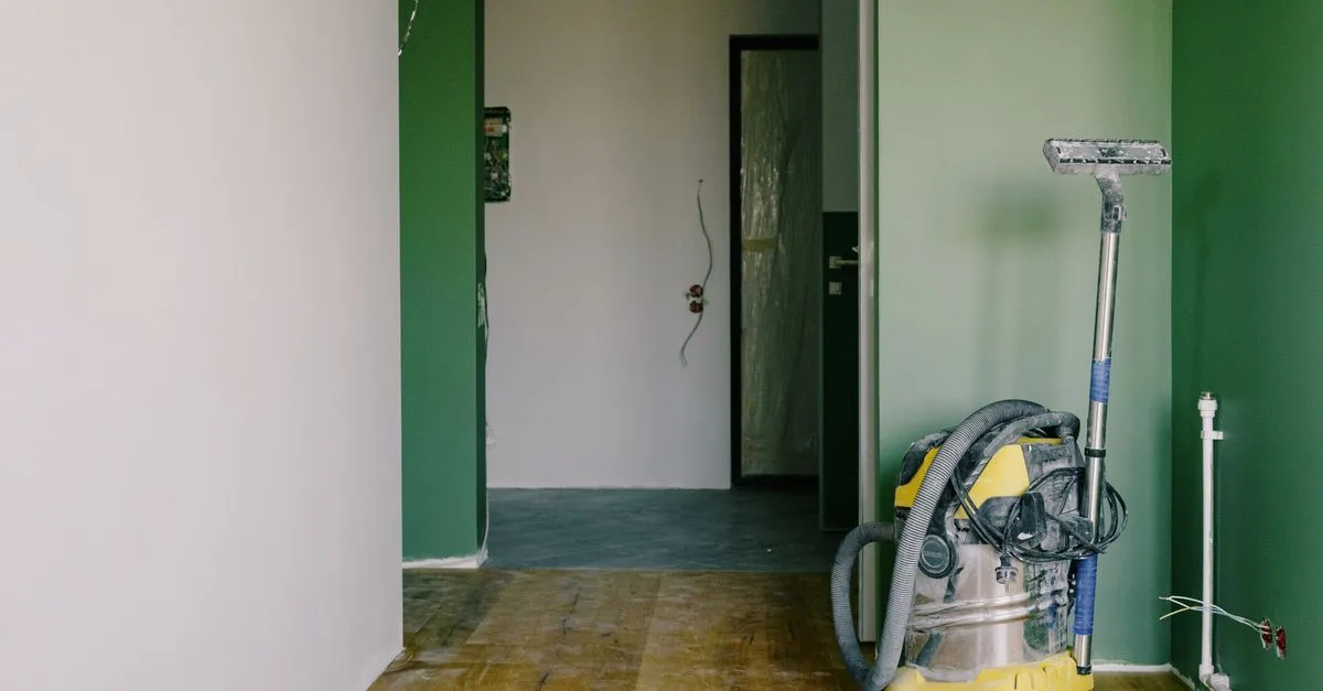 découvrez nos services de rénovation domiciliaire pour transformer votre maison en un espace moderne, confortable et à votre image. expertise, qualité et satisfaction garanties.